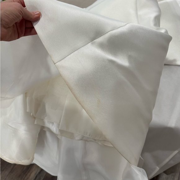 Anne Barge Foster Gown size 12 (tailored to between 10-12) - Picture 6 of 11